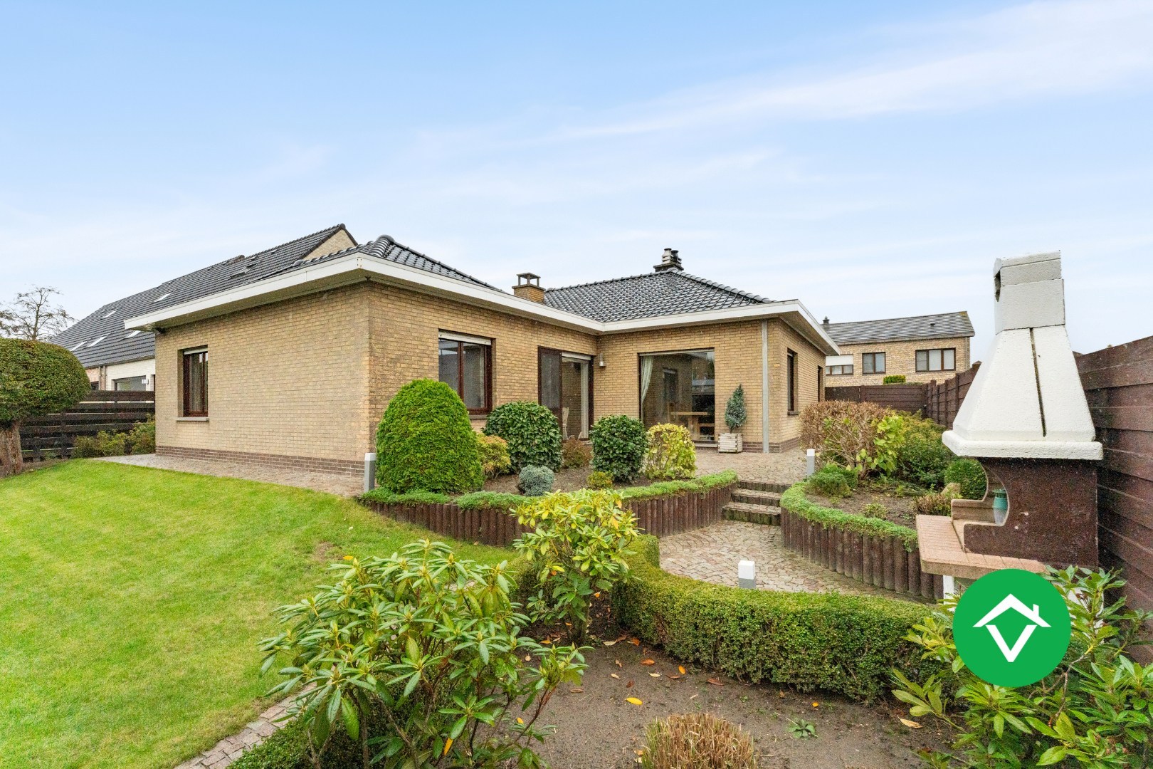 Alleenstaande woning met 4 slaapkamers te Eernegem - foto 1