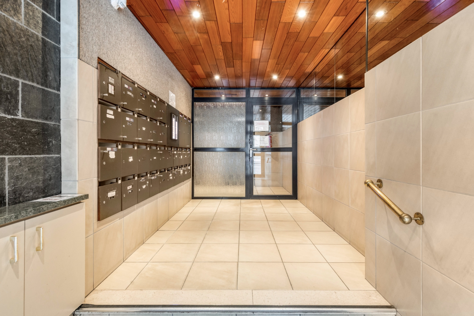 Appartement met 2 slaapkamers Oostende centrum - foto 3