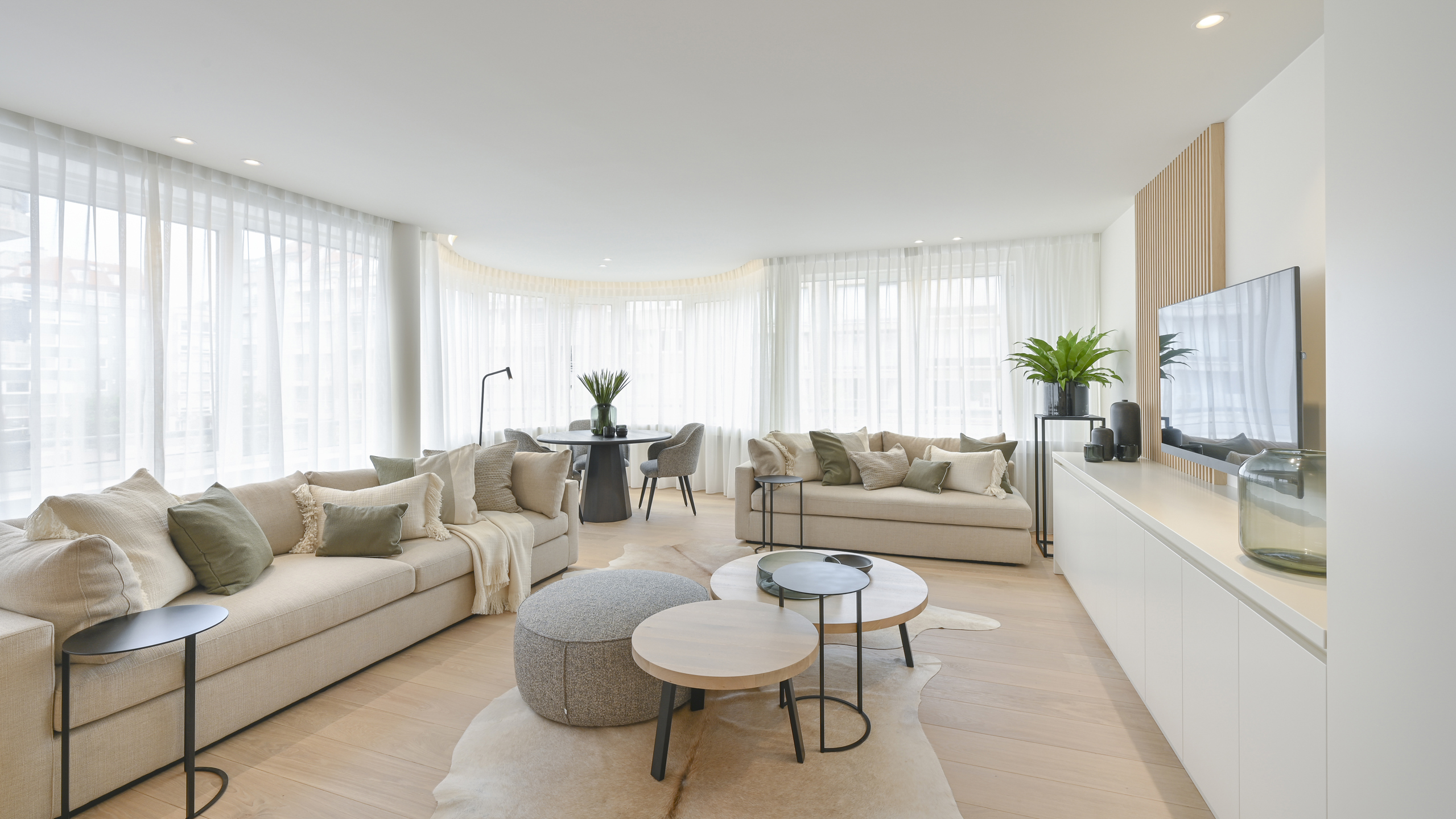 Schitterend hoekappartement, gelegen in centrum Knokke. - foto 1