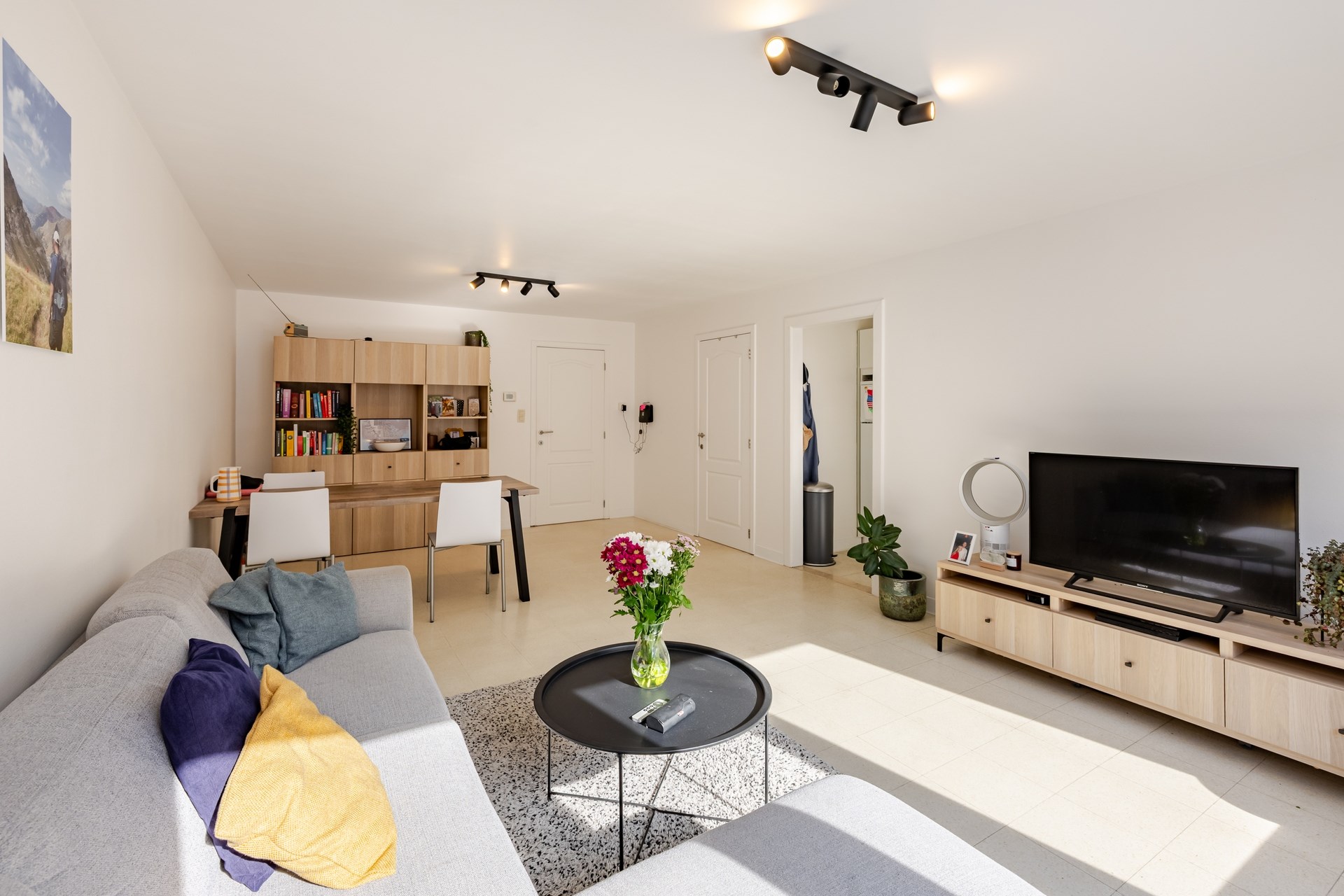 Perfect instapklaar en recent gerenoveerd appartement met garage op toplocatie in Liedekerke - foto 5