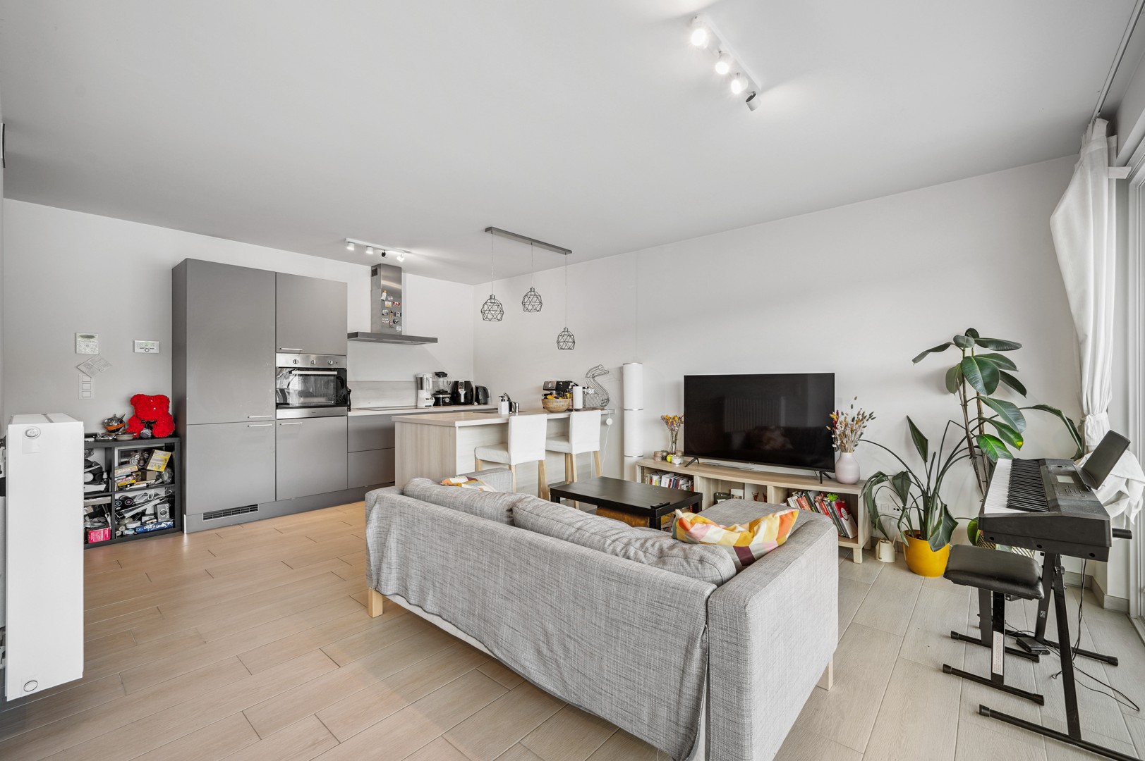 Modern 1-slaapkamerappartement met terras - foto 5