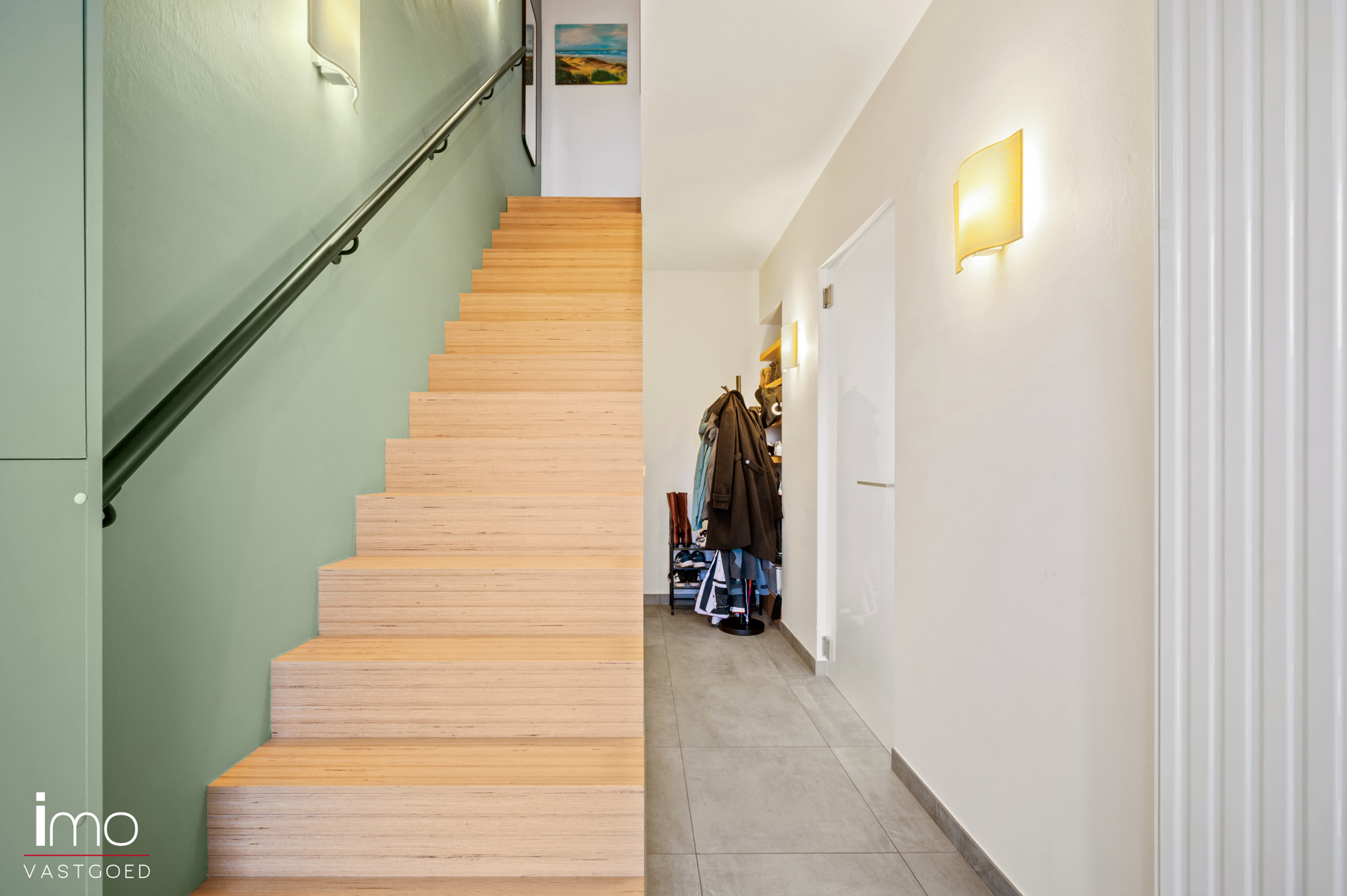 Charmante halfopen woning met diepe tuin en open zicht - foto 2