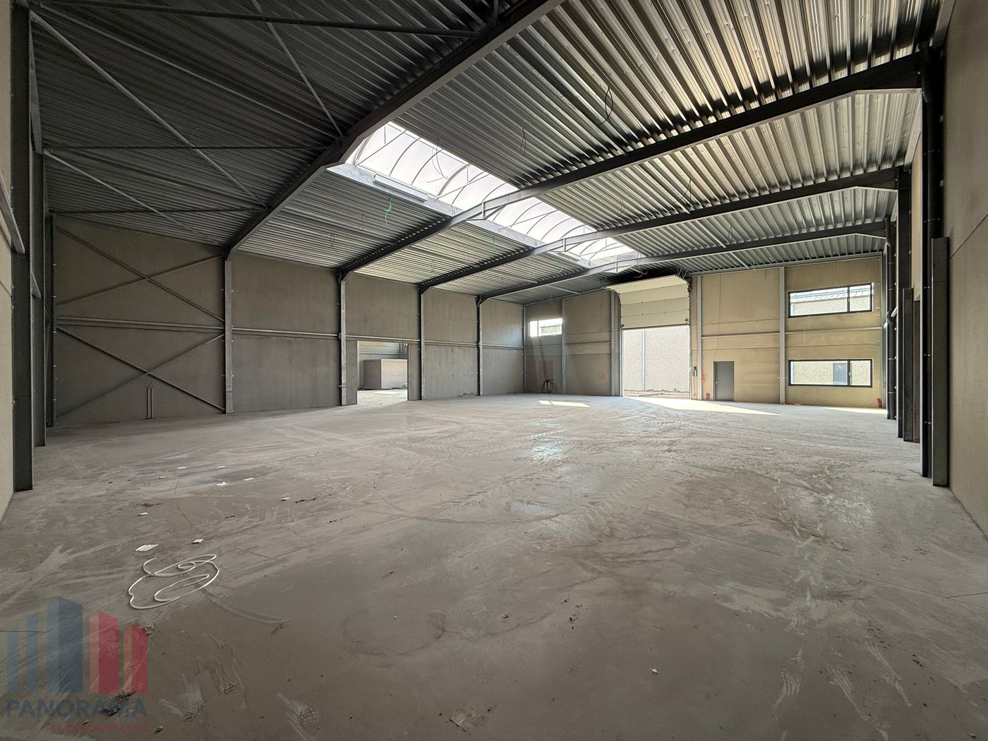 Uitstekend gelegen nieuwbouw KMO-unit van 1.000 m² vlakbij de R4 - foto 4