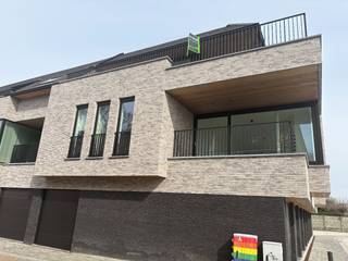 Ontdek dit uitzonderlijk ruim en luxueus appartement van 220 m², gelegen op een absolute toplocatie met een adembenemend uitzicht. Het...