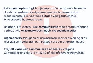 Gerenoveerde stadswoning met 4 slaapkamers en terras. Beschikbaar: onmiddellijk. EPC: 186 kWh/m² (label B)Ligging: centraal gelegen, vlakbij het...