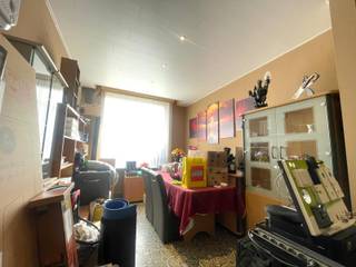 Menen - Leuke stadswoning te koop nabij het centrum.Deze woning is rustig gelegen op korte afstand van het centrum en biedt veel potentieel als...