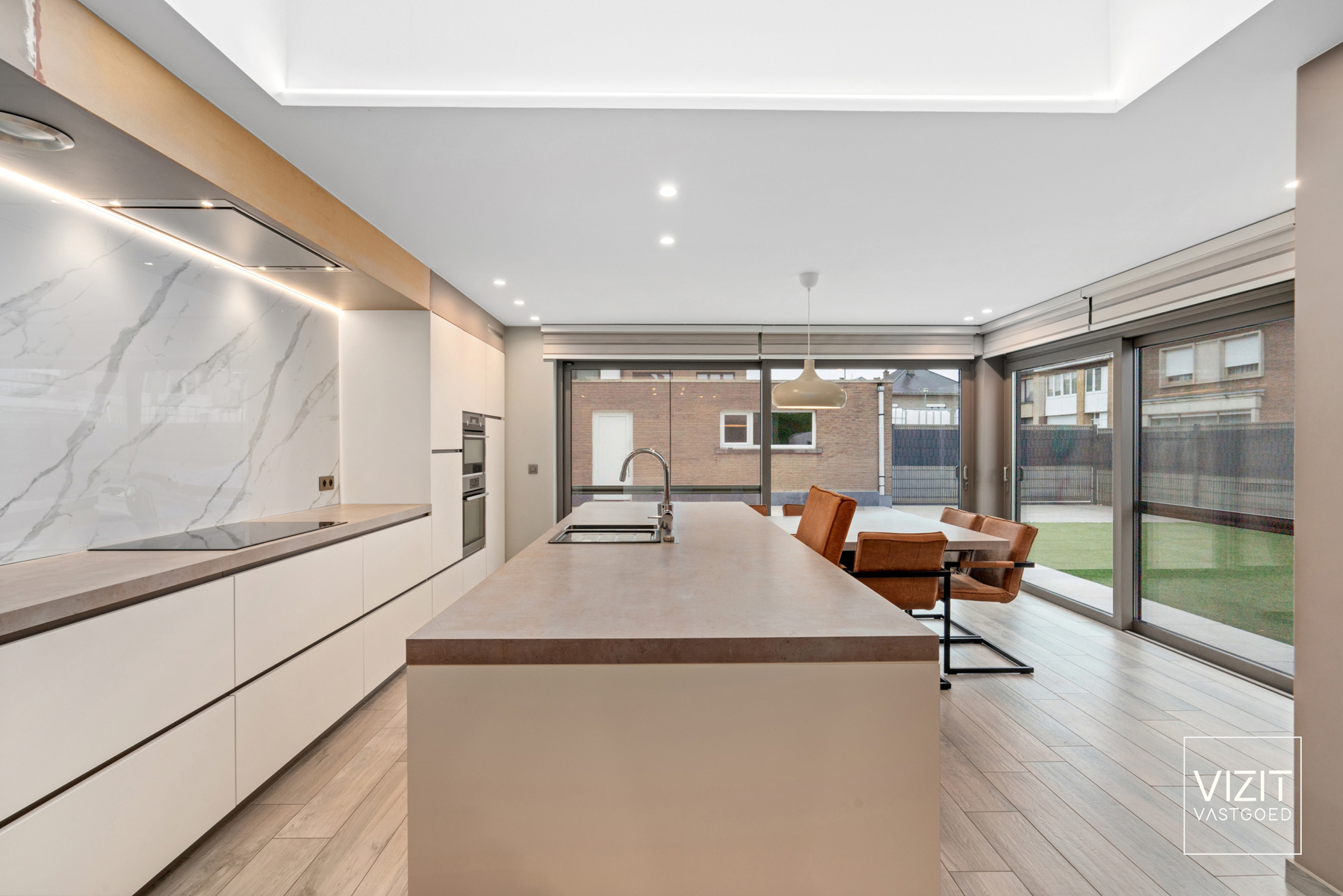 Ruime woning met tuin en garage in rustige woonwijk!  - foto 3