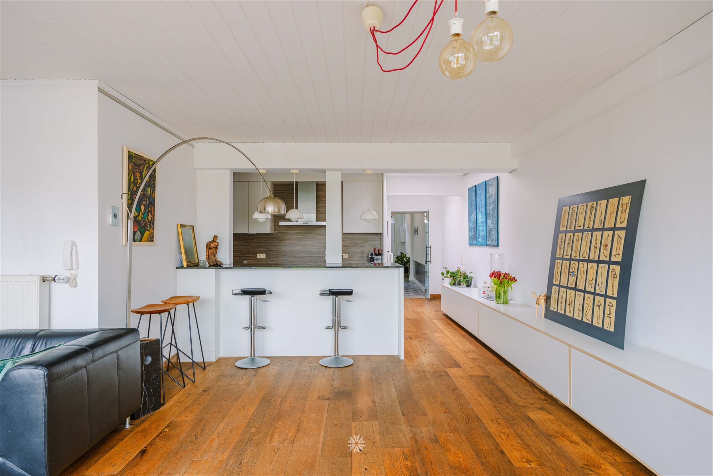 Charmante, gerenoveerde woning met potentieel op een top-locatie - foto 5