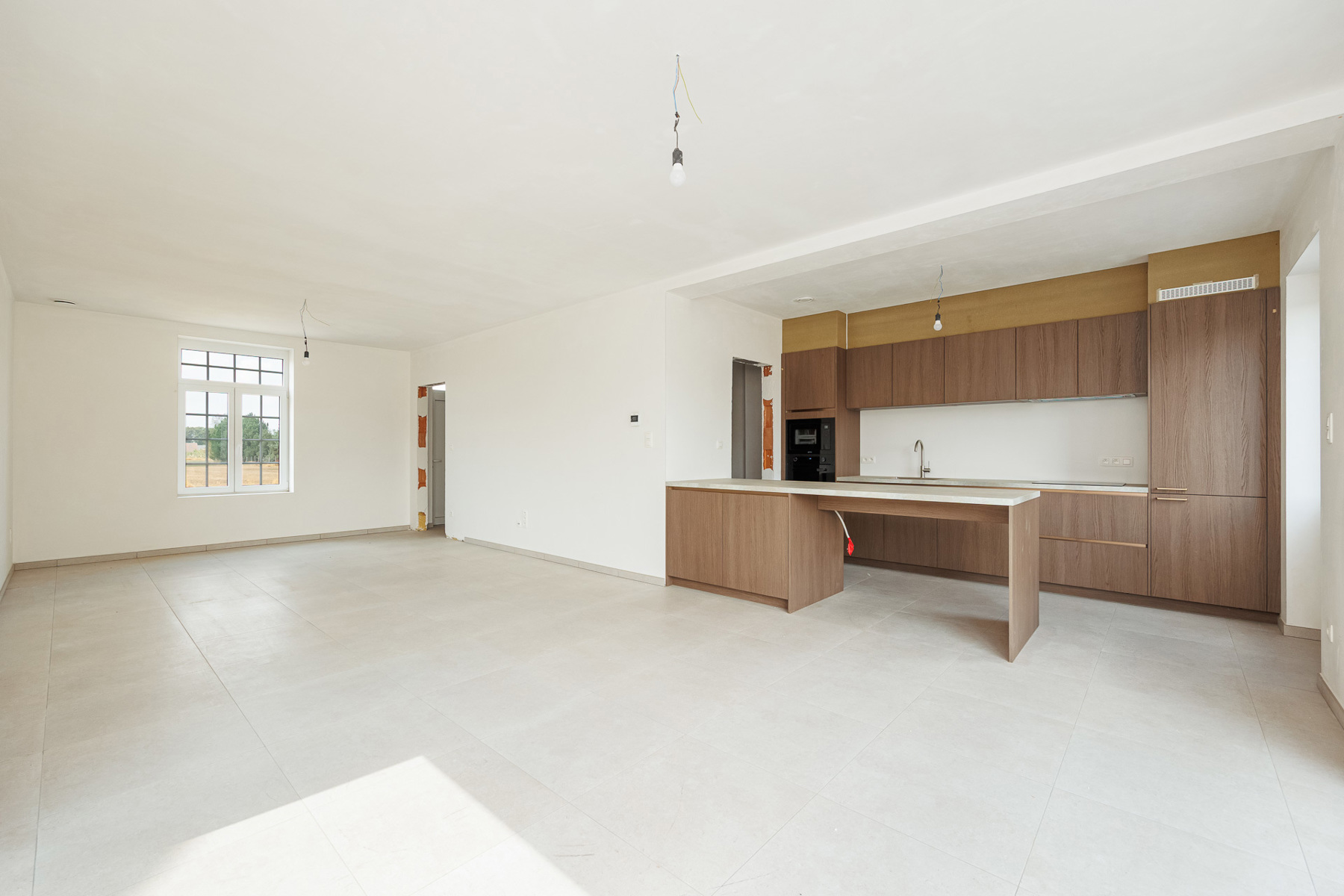 Lichtrijke nieuwbouwwoning met ruime tuin - foto 5