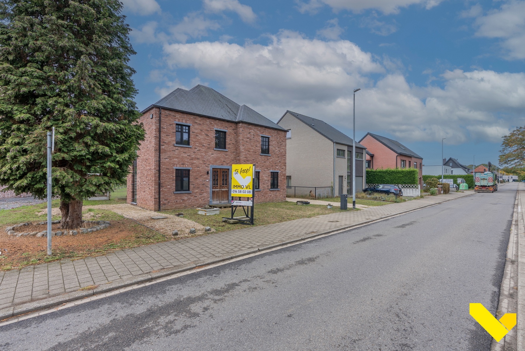 Prachtige villa met rustige ligging en groene vergezichten. - foto 2