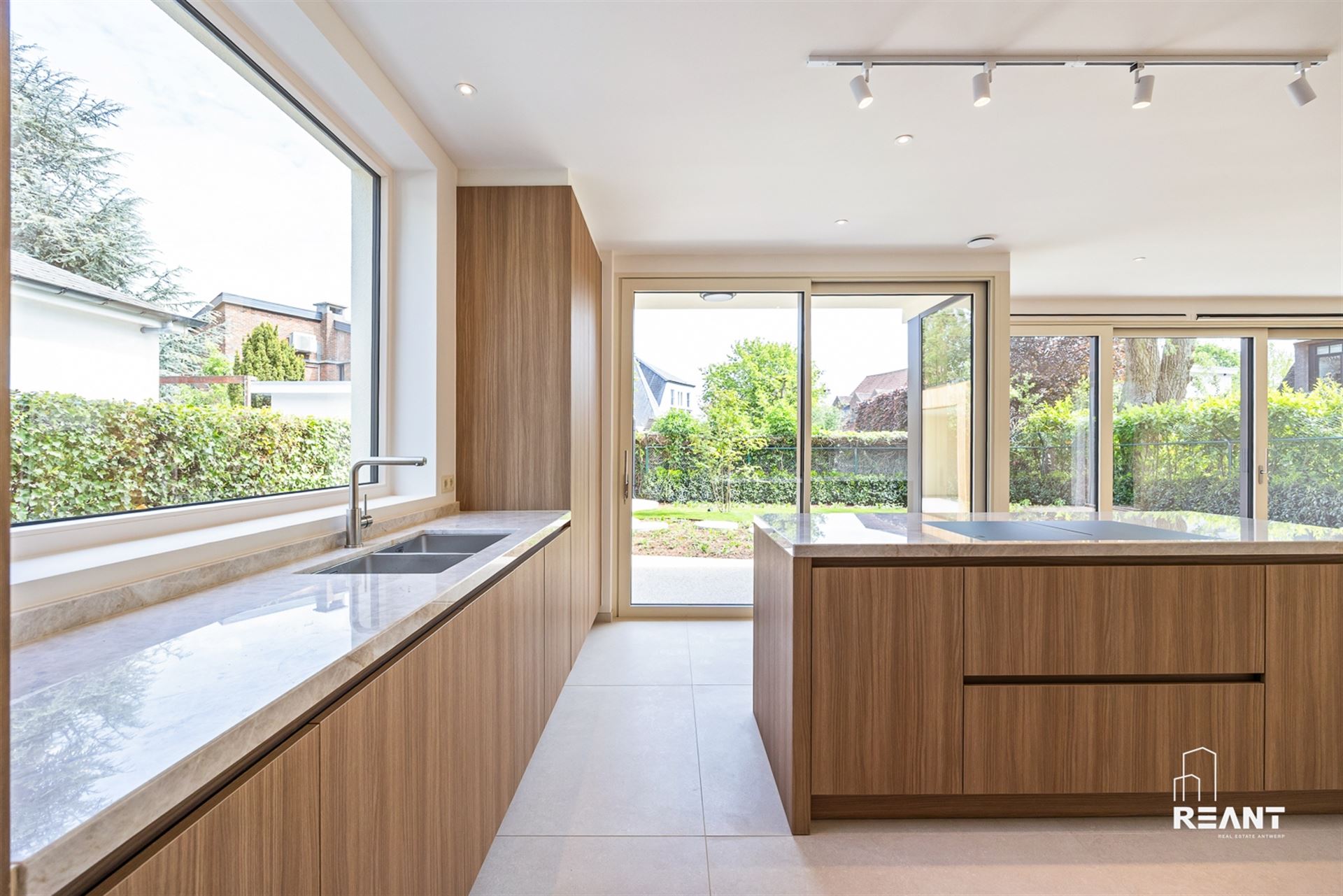 Uitzonderlijke hernieuwbouwwoning in het geliefde Molenveld. - foto 4