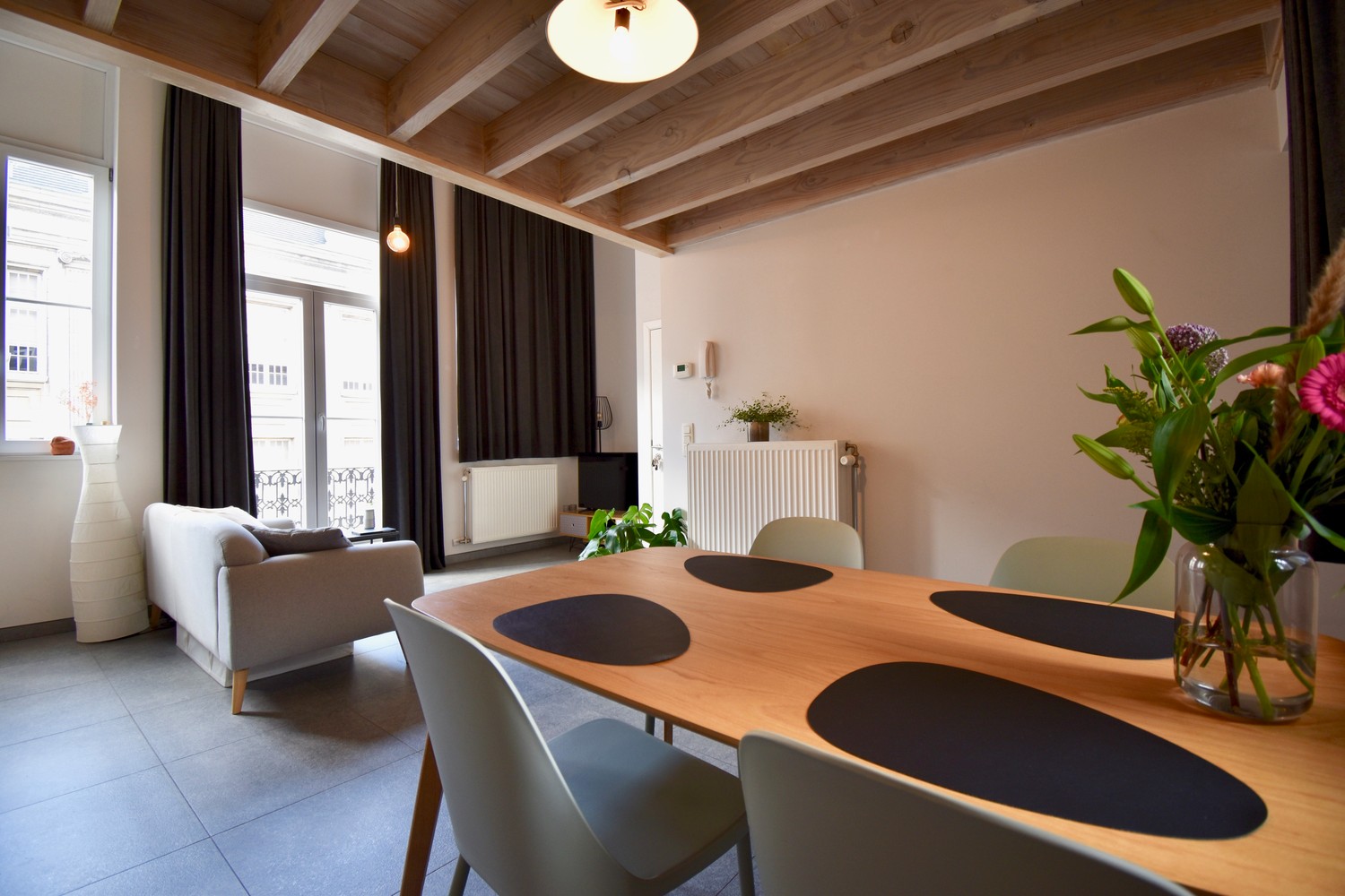 Duplexappartement te Kortrijk. - foto 4