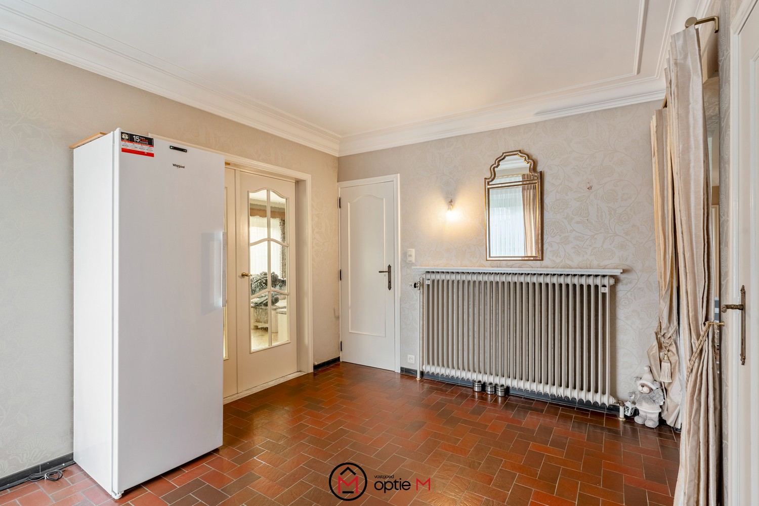 Vrijstaande woning met veel potentieel op een ruim perceel te koop in Bilzen-Hoeselt - foto 3