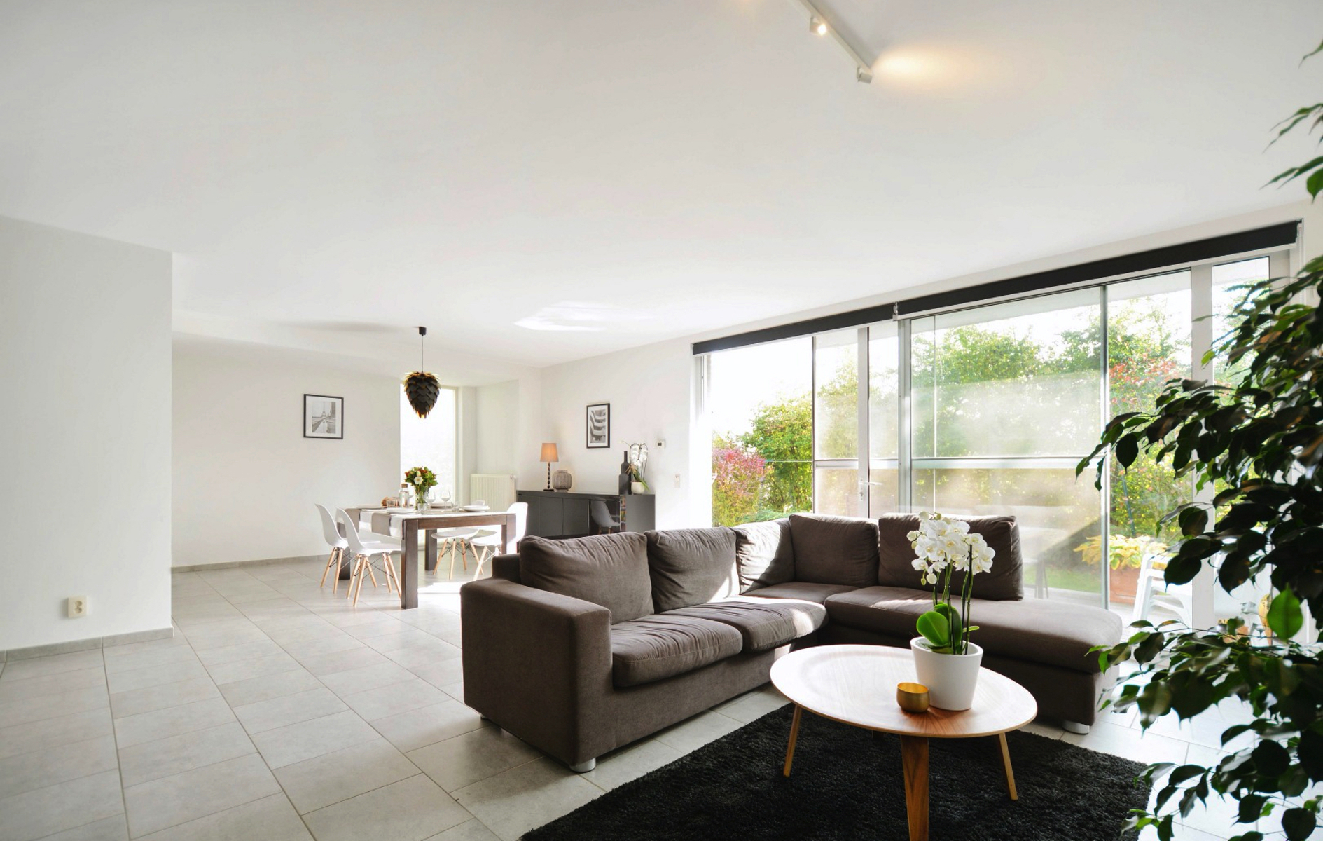 Prachtig 2 slaapkamer appartement met tuin en garage te Aalst - foto 1