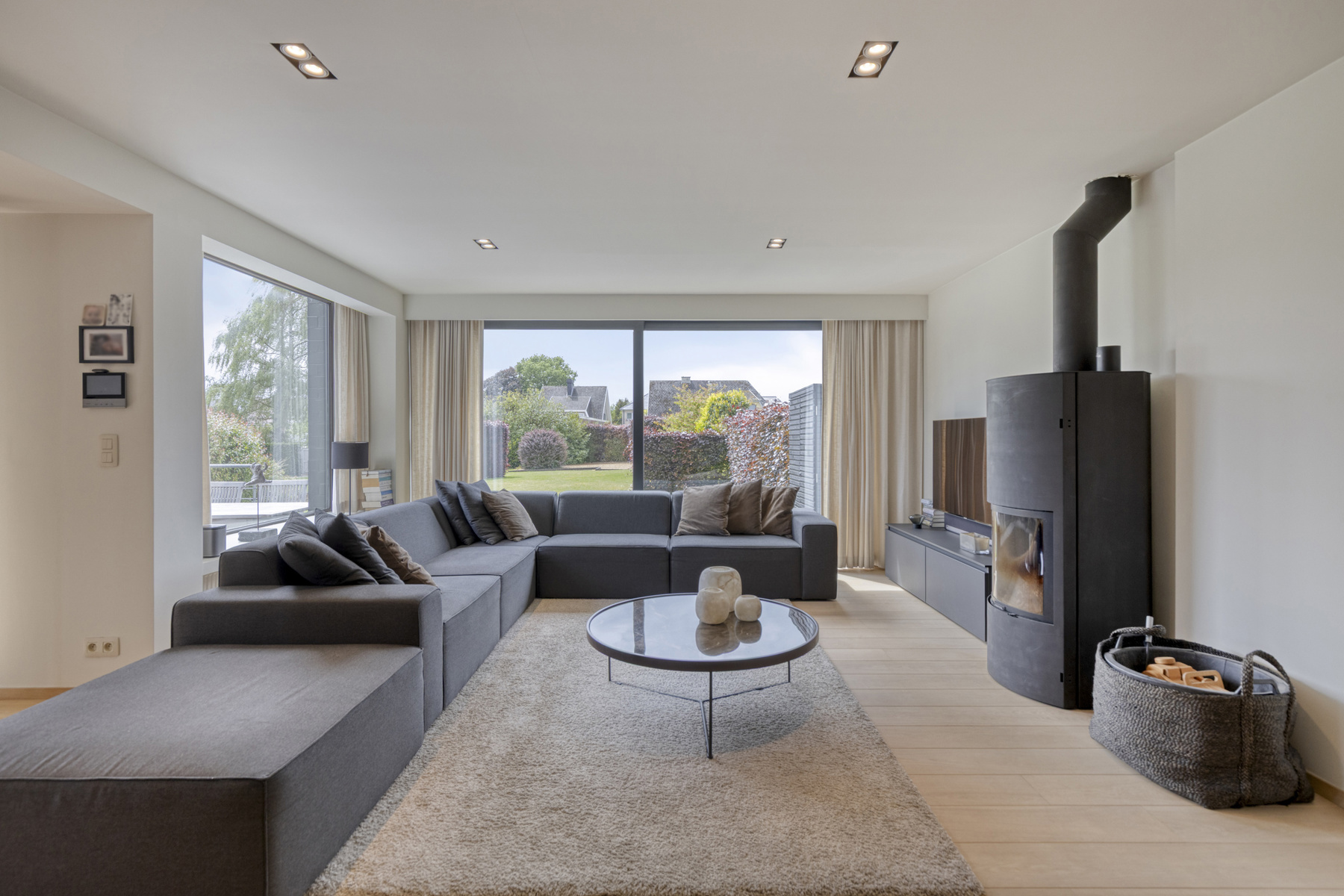 Unieke woning met multifunctionele ruimtes te Moerbeke - foto 4