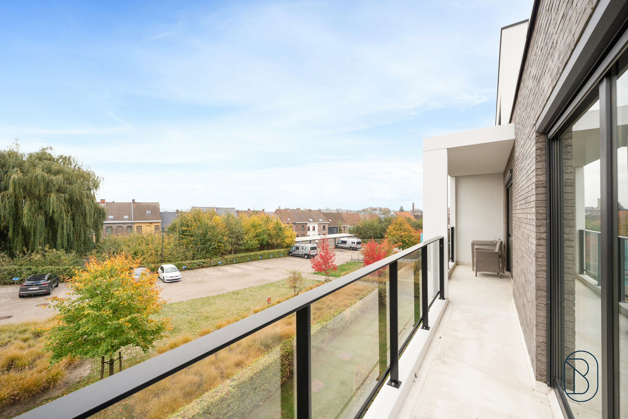 Recent appartement met 2 slk, terras, parking, en garage - foto 4