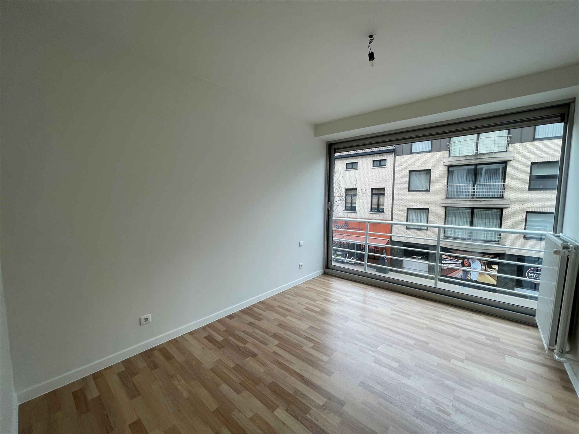 Apartment - photo 5