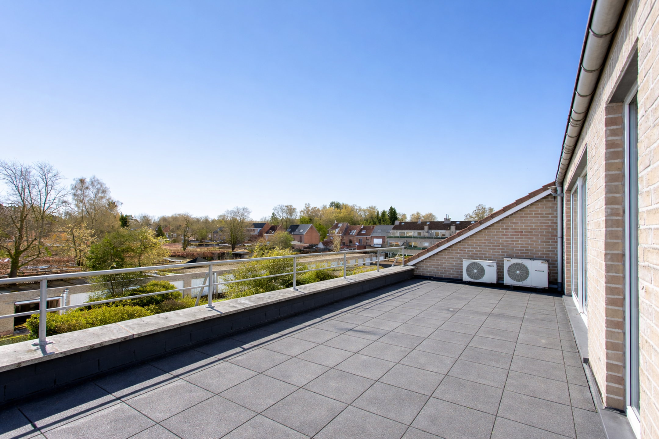 Appartement te huur in Brasschaat met 2 slaapkamers - foto 4