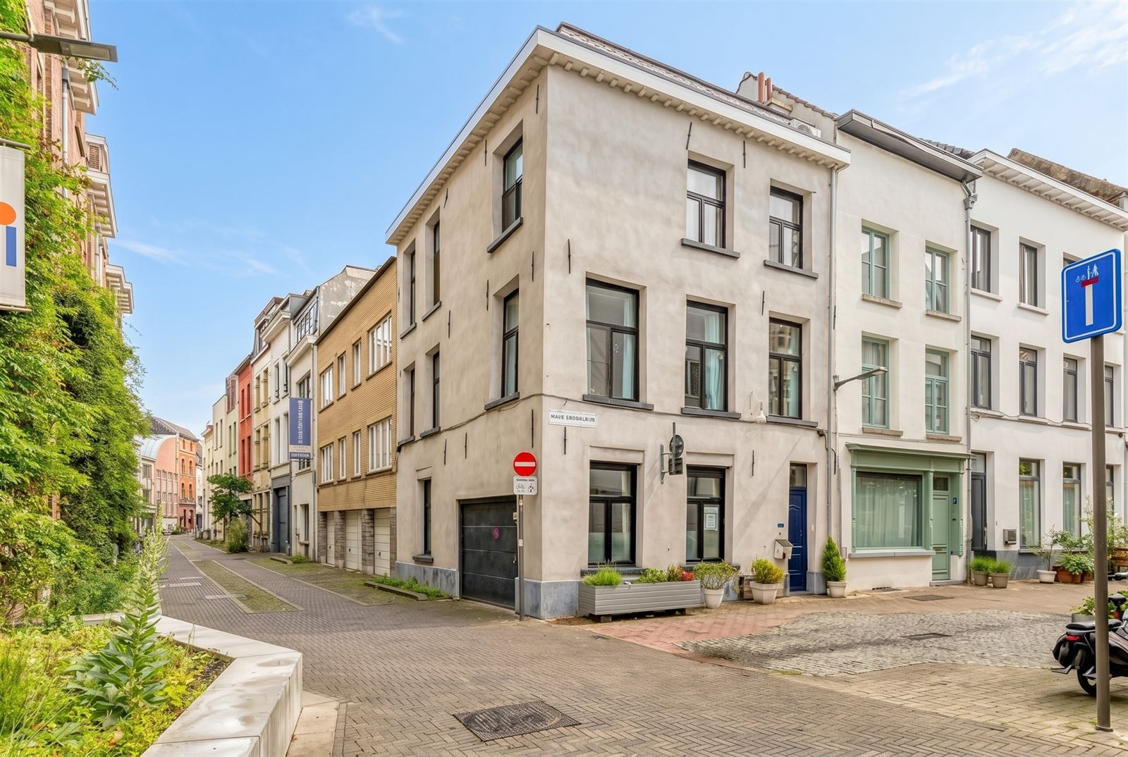 Uniek wonen in een sfeervol stadspand met karakter - foto 2