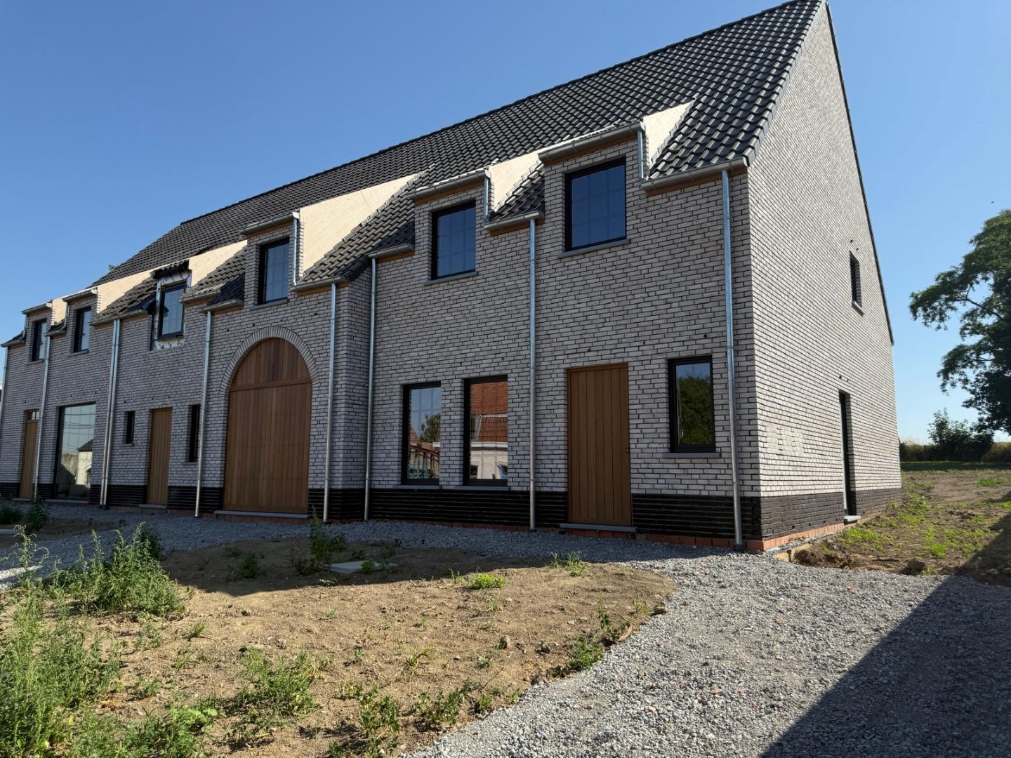 Nieuwbouwwoning op ruim perceel te Houthulst - foto 1