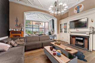 Deze woning/handelshuis ligt op een uitstekende locatie in het centrum van Izegem. Deze woning heeft maar liefst een bewoonbare oppervlakte van...