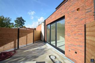 Laatste nieuwbouwwoning TE KOOP in de Richard Orlentstraat nr 80 te 2070 Zwijndrecht (op Lot 3)Profiteer van het verlaagd gunstregime van 6% btw, een...