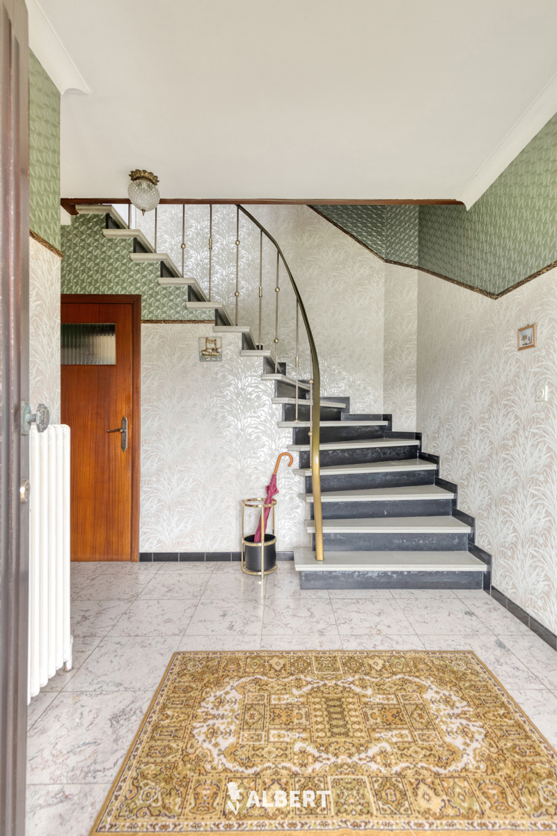 Landelijke woning met bouwgrond, bijgebouw en weideland - foto 4