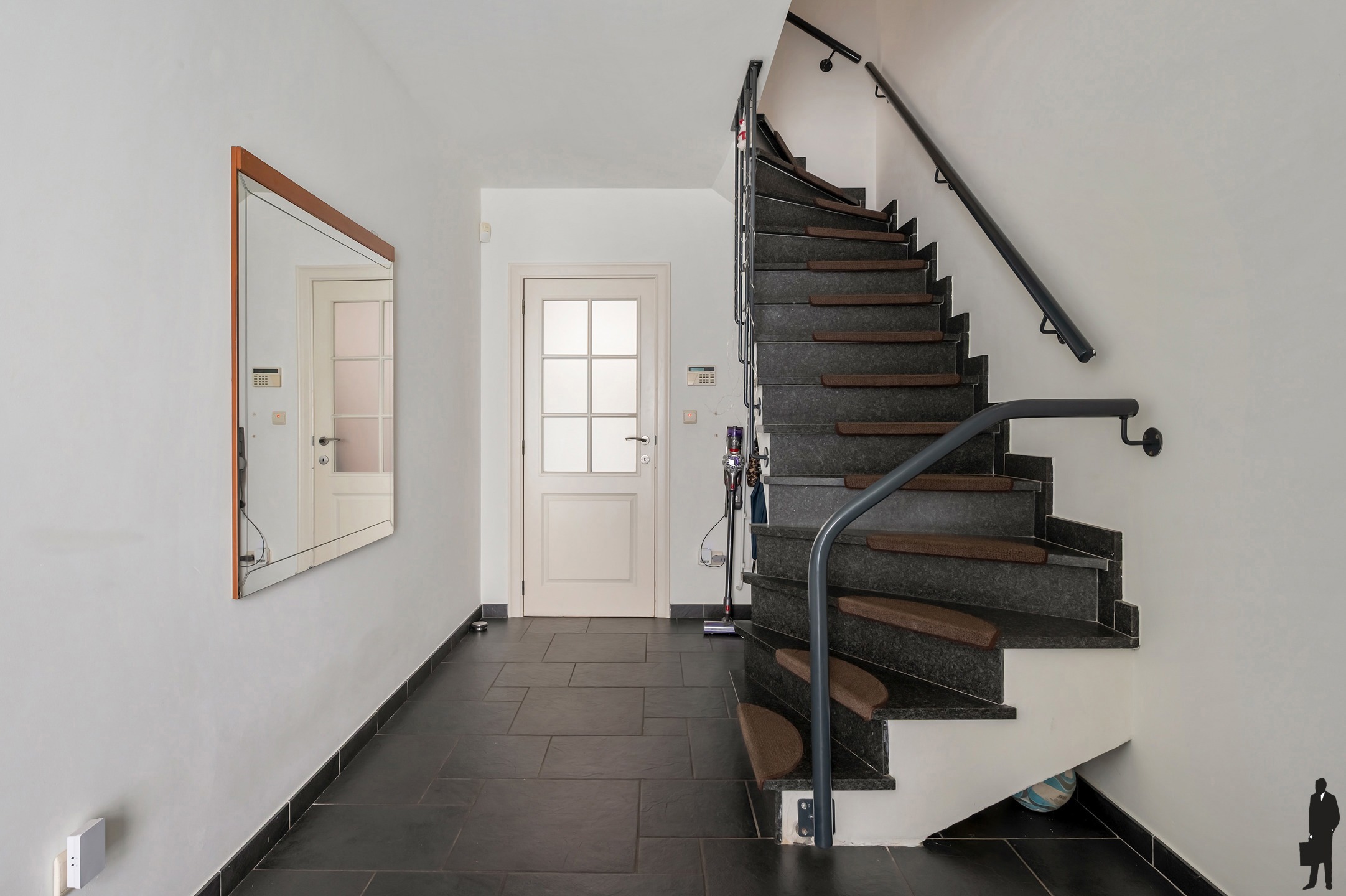 Ruim bemeten woning op centrale locatie! - foto 3