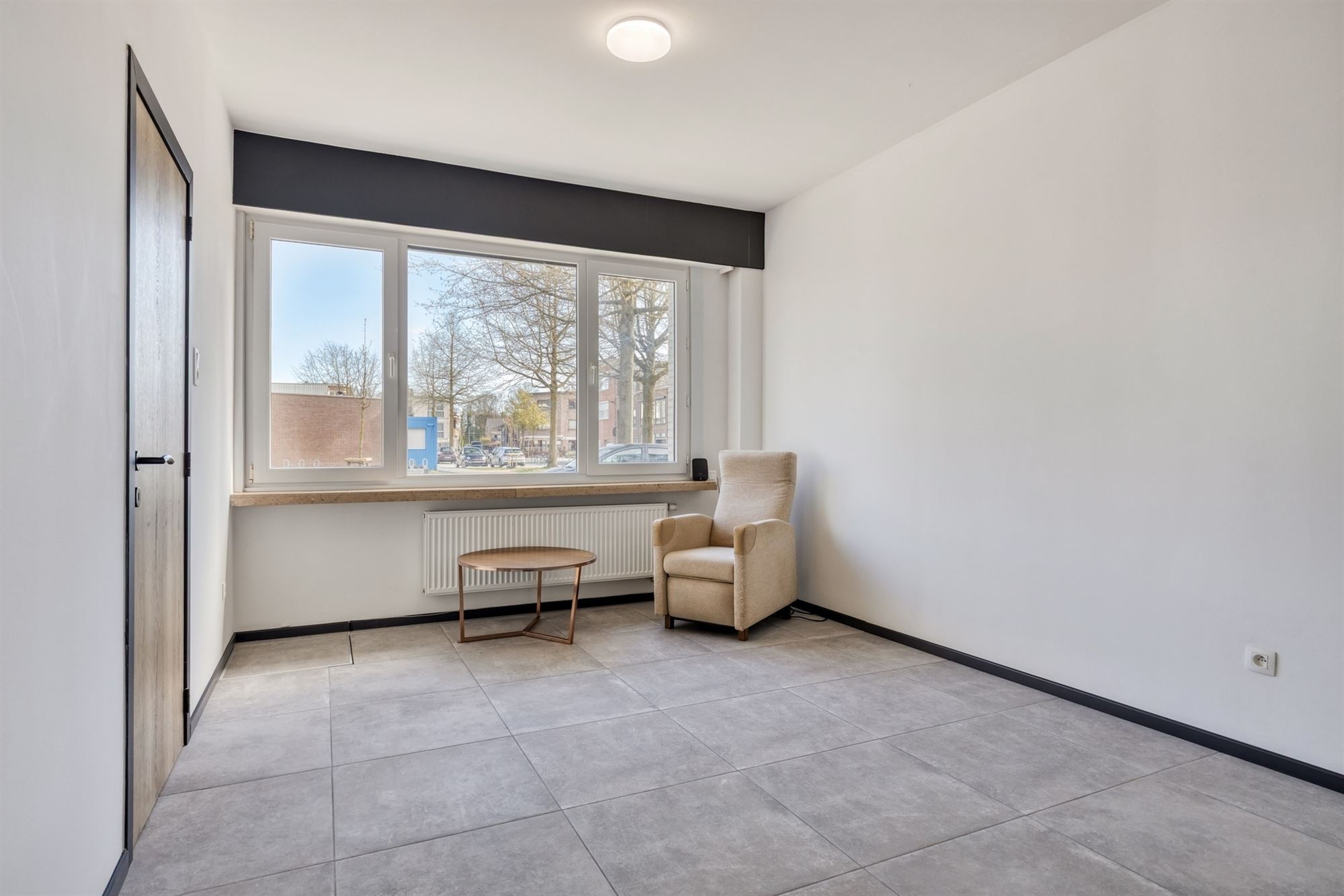 Ruime kangoeroe woning met 5 slk + 2 badk + terras in Lier - foto 3