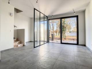 Golf Van Sterrebeek "The National” - Net op de grens met Tervuren. Prachtig duplex-appartement in een uitzonderlijk mooie setting met een...
