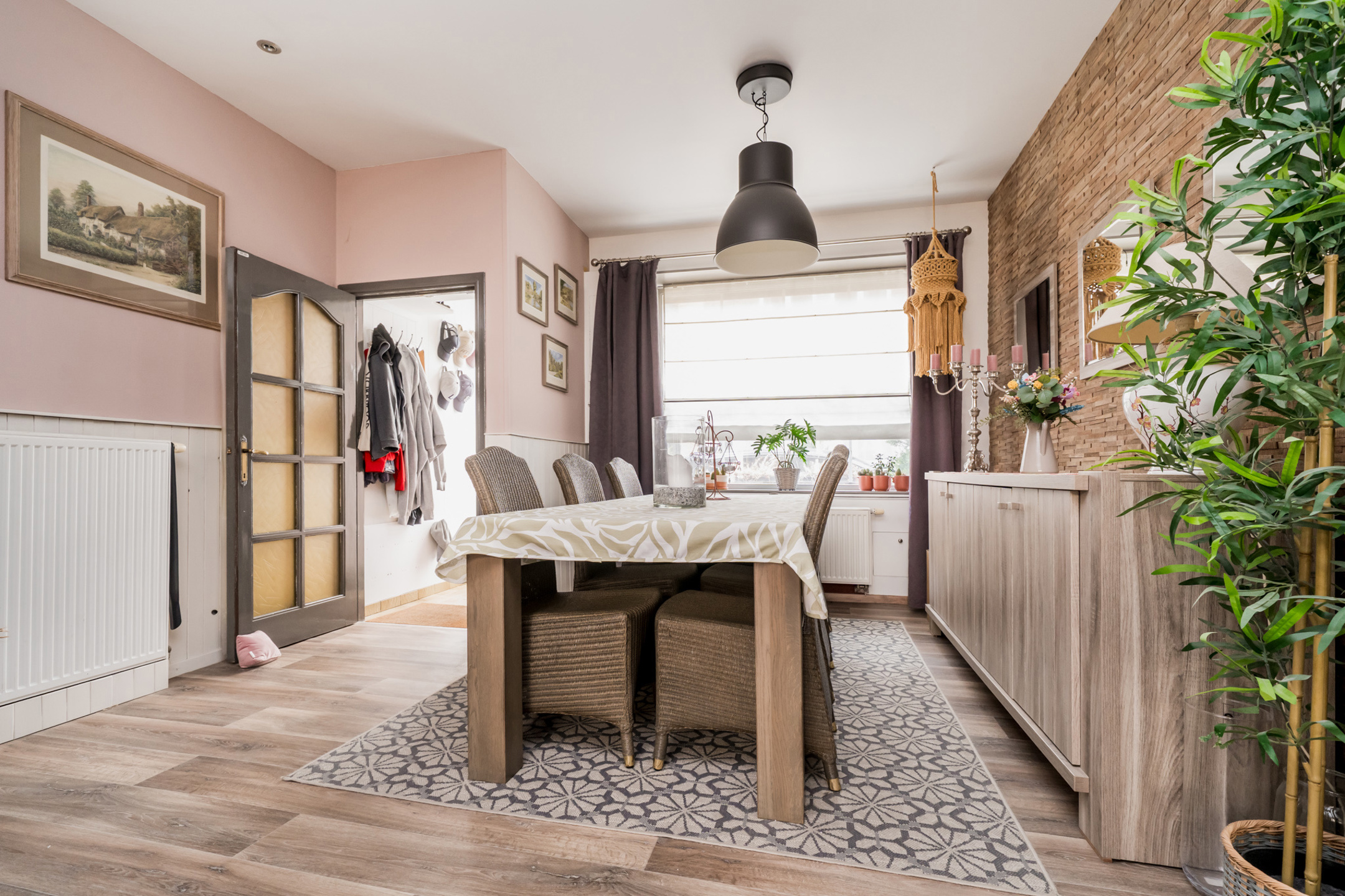 Ruime comfortabele  woning met 4 kamers &amp; koertje  - foto 2