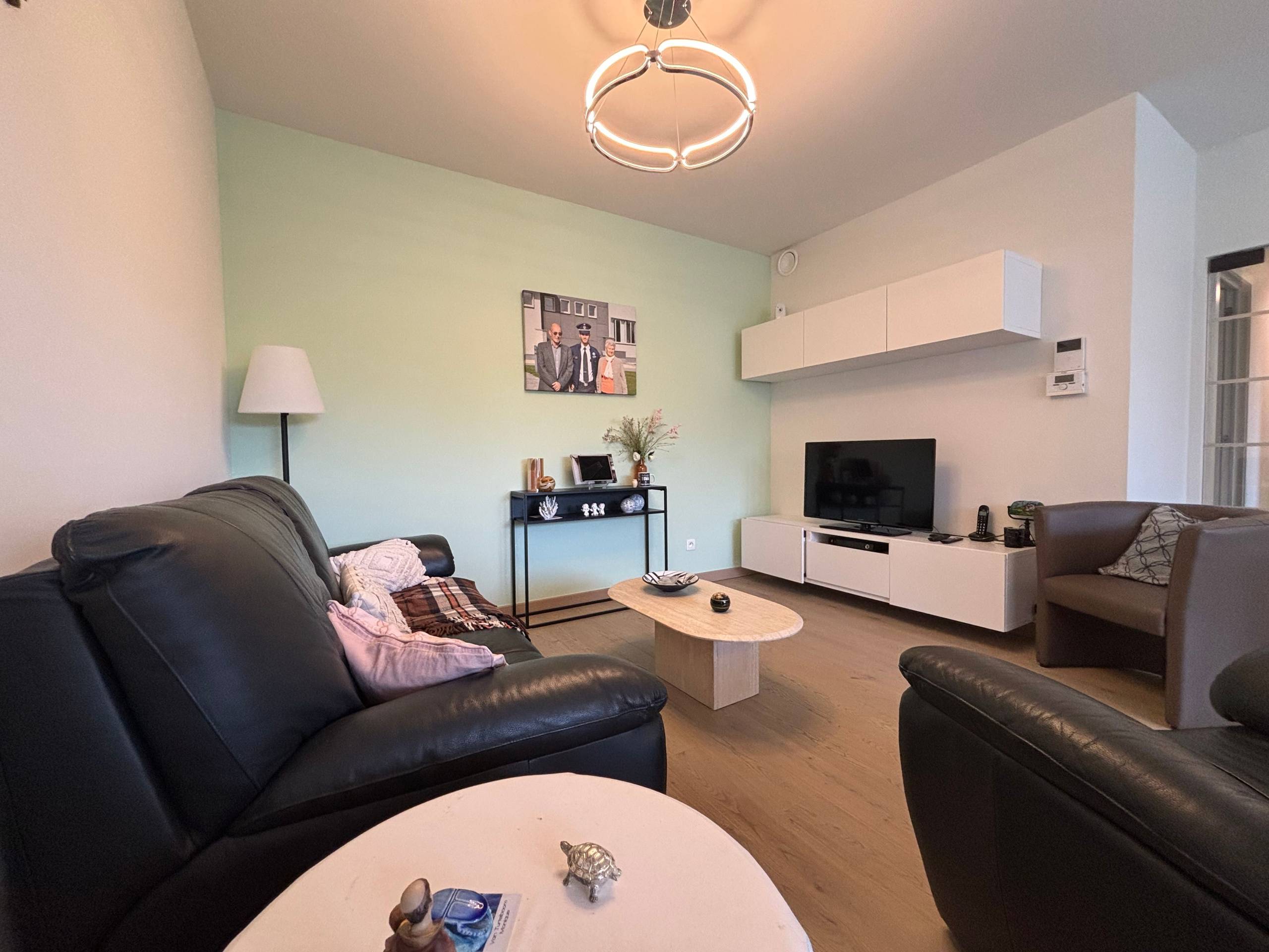 Modern appartement met terras en 2 slaapkamers in hartje Zottegem - foto 4