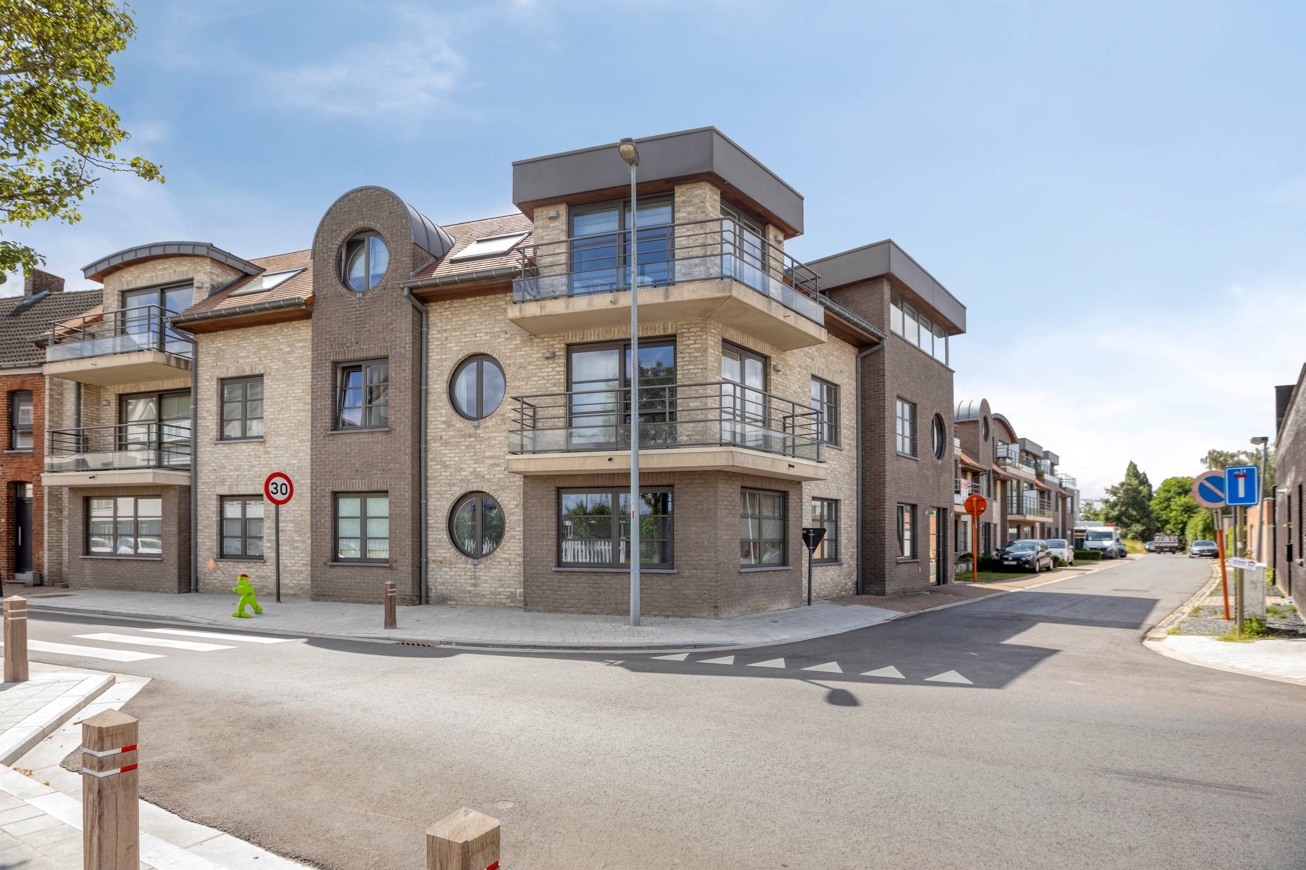 Stijlvol en energiezuinig appartement te koop - foto 1