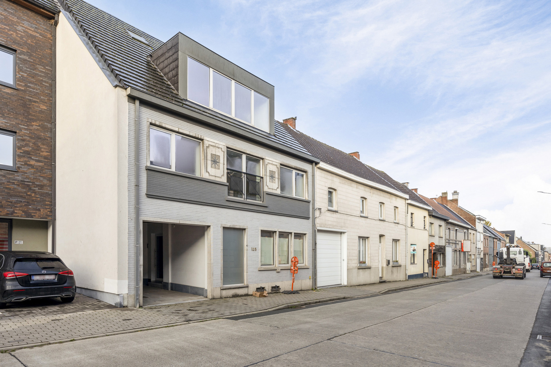 Ruim gelijkvloers appartement met 1 slaapkamer - foto 1