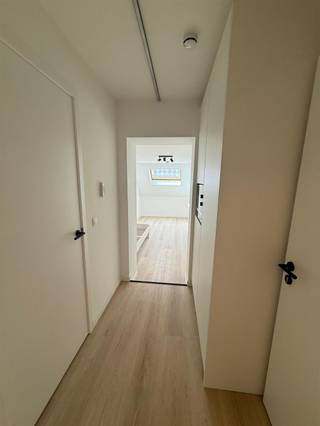 <p><span>For rent: Student room in Kortrijk Doorniksestraat 63</span></p><p><span>Are you looking for a cozy and practical student room in the heart of Kortrijk?<br />Then this room in </span><span>Doorniksestraat 63</span><span>is </span><span> ideal for you!</span></p><p><span>Central location: within walking distance of colleges, university, stores, train station and entertainment venues.<br />Comfortable room with everything you need to study and relax peacefully.<br />Common facilities are well maintained.</span></p><p><span>Address: Doorniksestraat 63, Kortrijk<br />Rent: </span><span>550per month</span><span> (excl. depending on utilities, syndic fees, maintenance of common parts)</span></p><p><span>Perfect for students who like to </span><span> live</span><span>close to </span><span>all facilities</span><span> while staying in a pleasant environment.</span></p><p><span>Interested? Feel free to contact us for more information or a viewing!</span></p><p><span> </span></p>
