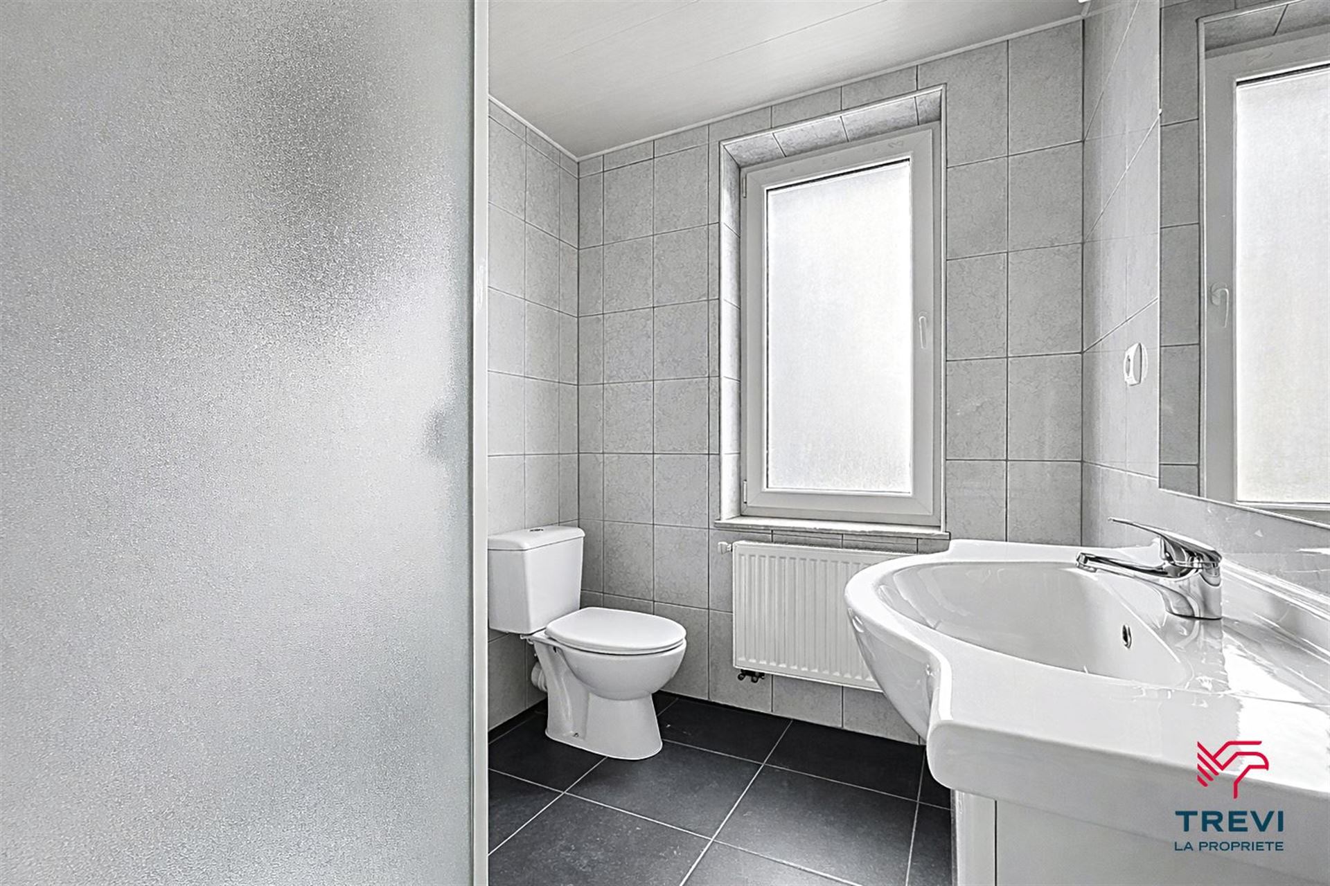 Appartement te koop in Fontaine-l'Evêque met 1 slaapkamer - foto 5