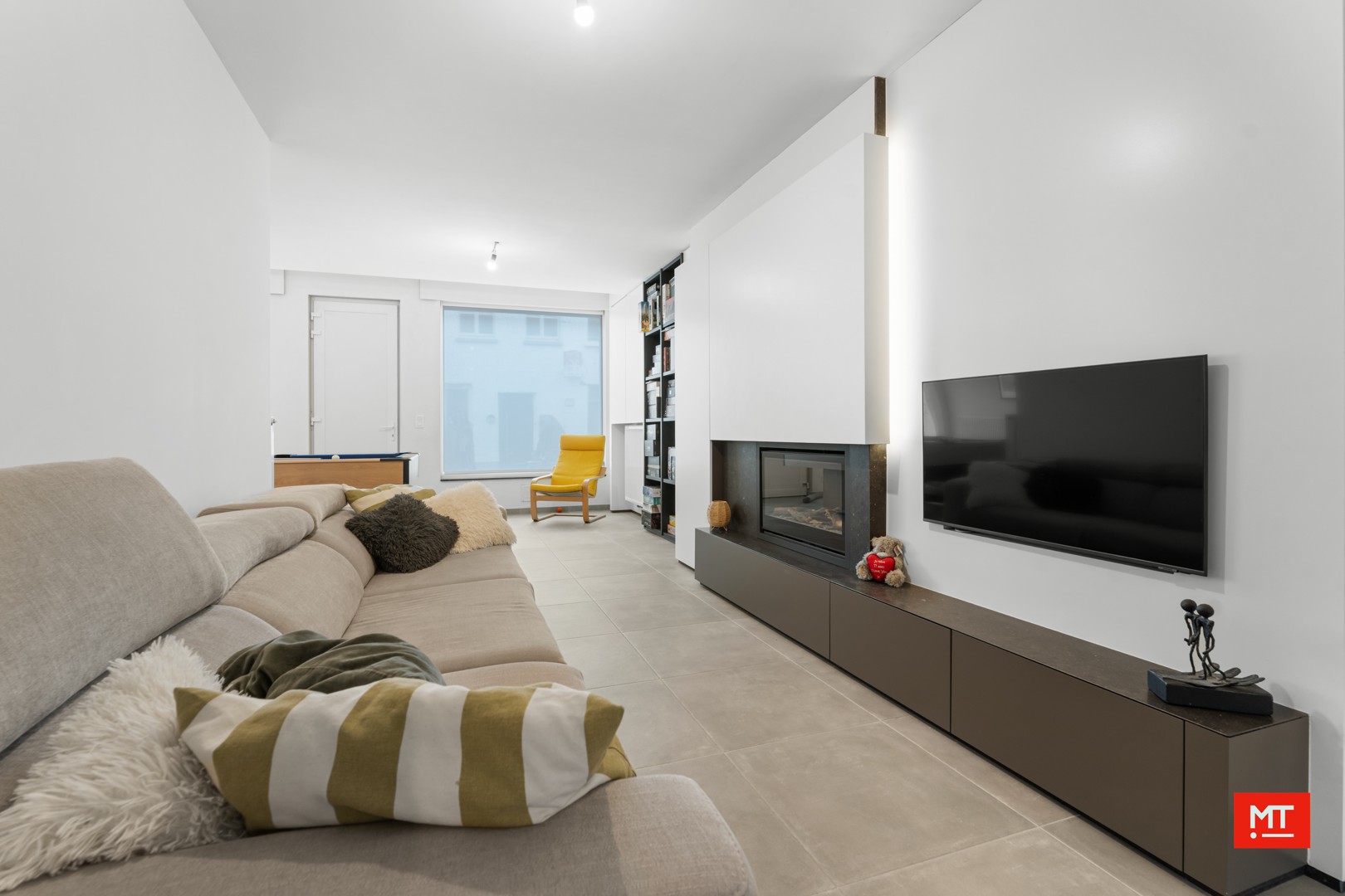 Instapklare woning met 4 slaapkamers en stadskoer in hartje Wervik - foto 5