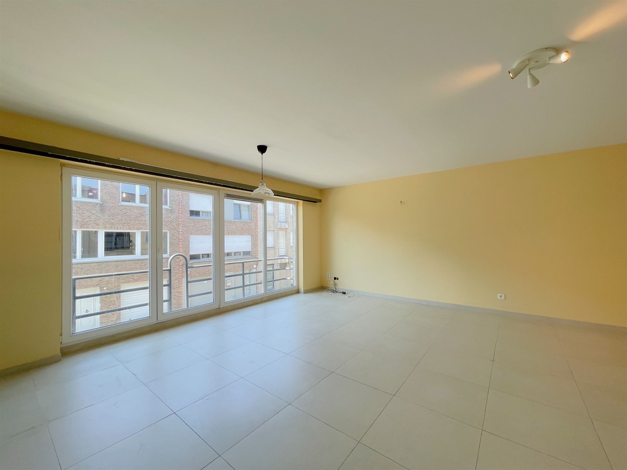 Centraal gelegen appartement met terras! - foto 5
