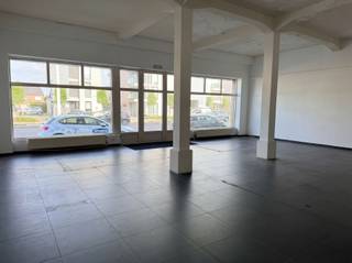 Commercial à louer à Maasmechelen