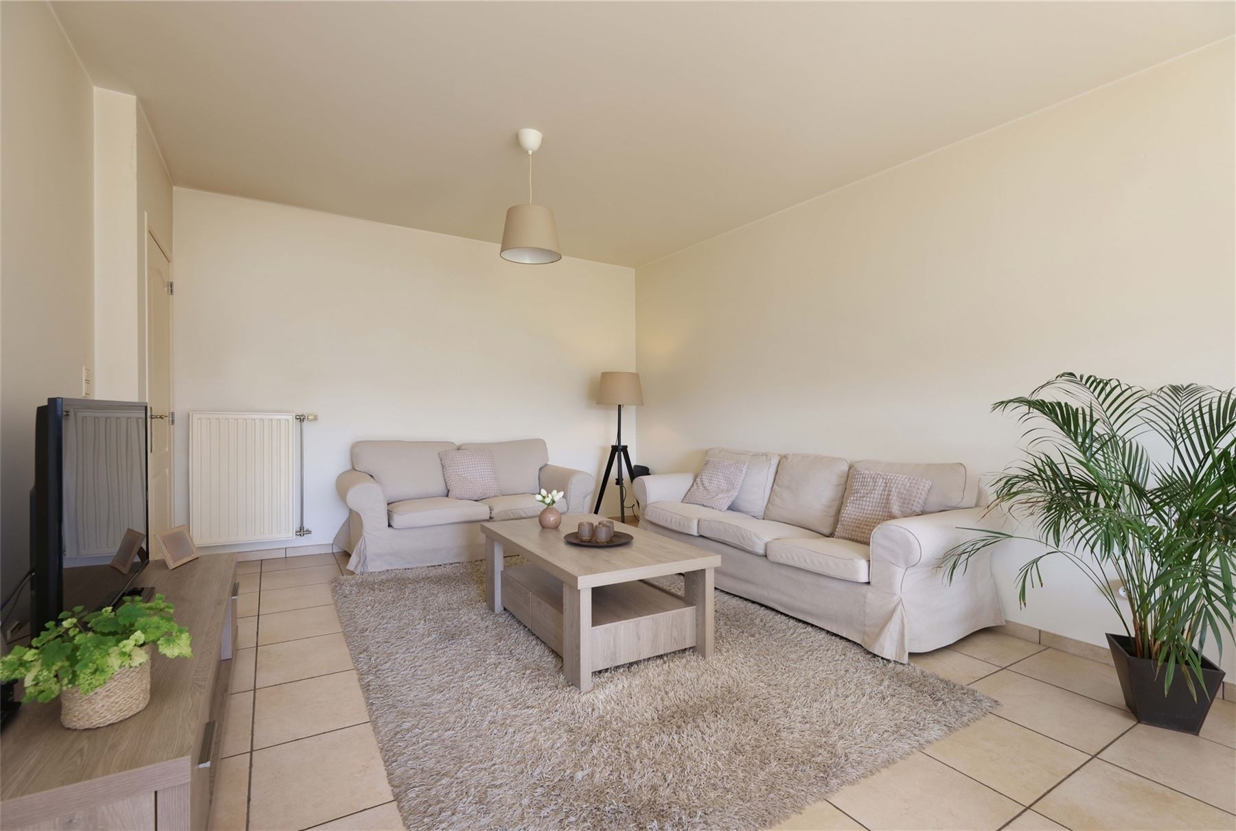 Gunstig en groen gelegen gelijkvloers appartement met 2 slaapkamers en private tuin  - foto 3