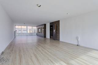 Deze 3 te renoveren appartementen zijn uitstekend gelegen pal in het centrum van Balen, op wandelafstand van alle faciliteiten (winkels,...