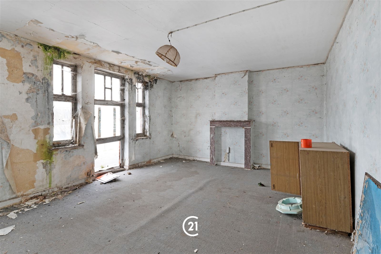 Te renoveren (of afbraak) 3 gevelwoning met tuin op 5are10 - foto 5