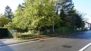 Perceel bouwgrond voor half-open bebouwing. Zuidelijk georiënteerd en achteraan palende aan natuurgebied.Breedte: 11m50 - diepte: ±48m.Oppervlakte:...