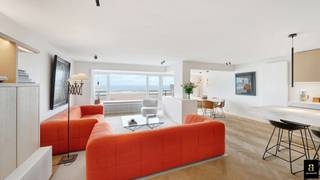 Luxueus vernieuwd appartement op de Zeedijk, vlakbij het Rubensplein. Mooie residentie met brede appartementen, grote inkomhal en vernieuwde...