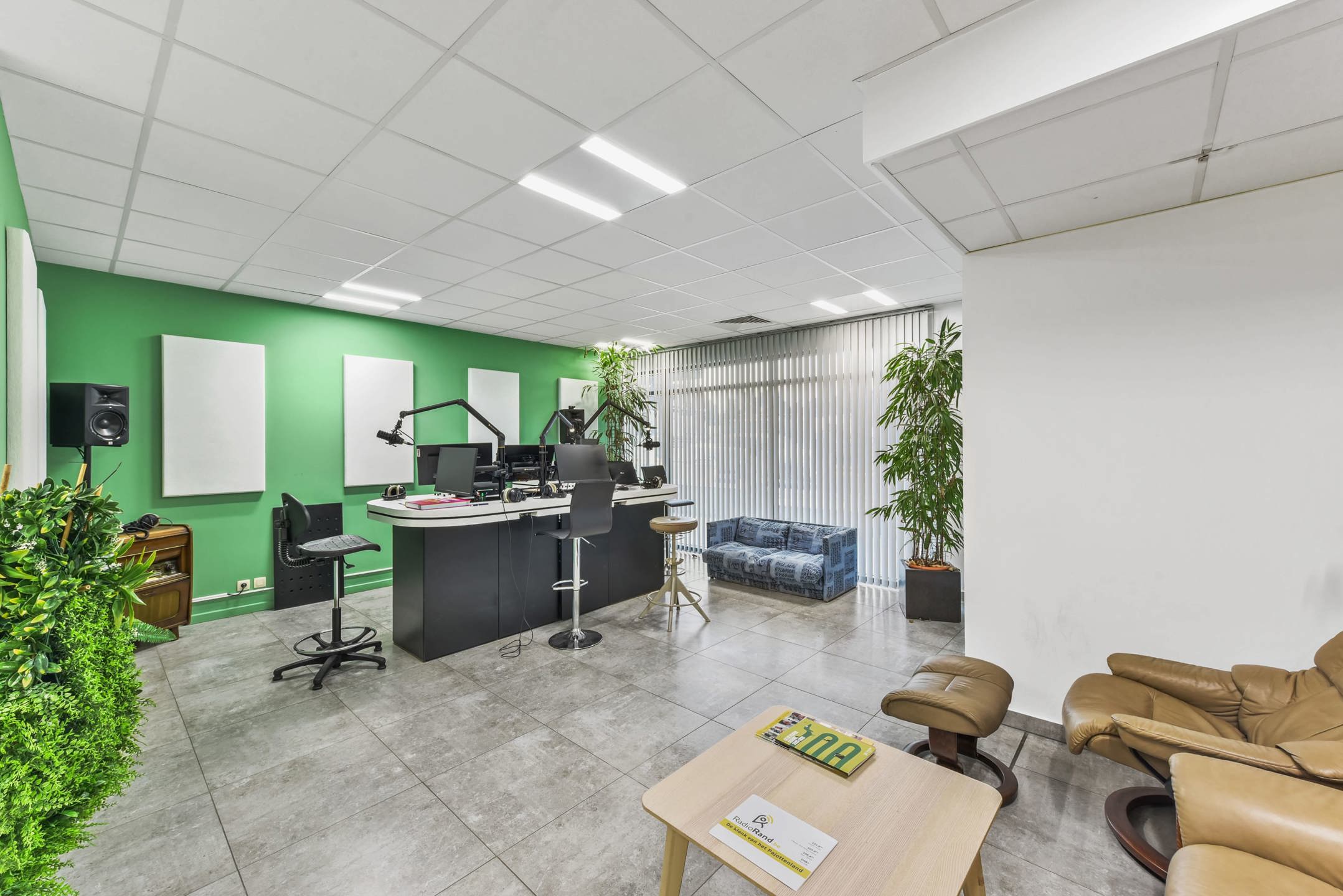 Handelsruimte van 250 m² met uitstekende zichtbaarheid - foto 3