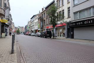 Dit commerciële handelspand is gelegen in “de” winkelstraat te midden van het centrum van Dendermonde. Het heeft een oppervlakte van 105 m². Dit...