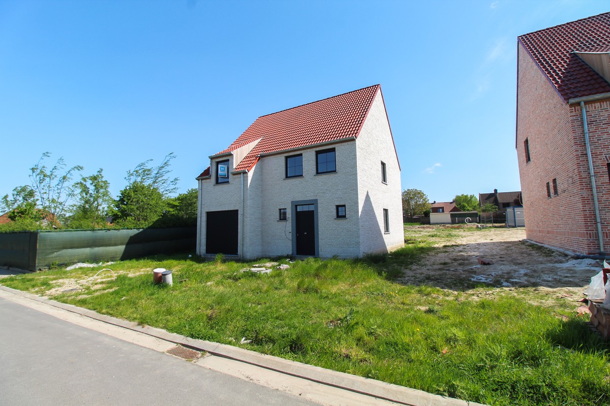 Hectaar bouwt alleenstaande woning in het rustige Meulebeke - foto 3