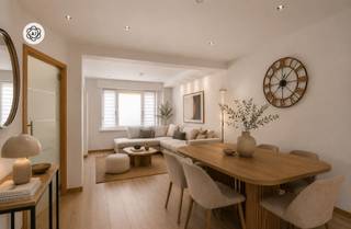<p>Instapklare en smaakvol gerenoveerde woning met 3 slaapkamers en een zonnige zuidoostgerichte tuin in Ronse<br /><br />Op een aangename locatie in Ronse vindt u deze verzorgde en perfect afgewerkte woning, waar comfort, licht en functionaliteit perfect samenkomen.<br />Indeling:<br />Gelijkvloers: U komt binnen via de inkomhal, die toegang biedt tot de lichtrijke woon- en eetruimte. De recent vernieuwde, kwalitatieve keuken beschikt over veel werk- en opbergruimte. Verder vindt u op het gelijkvloers een praktische berging en een stijlvolle badkamer die eveneens recent werd vernieuwd.<br /><br />Eerste verdieping: Hier bevinden zich twee ruime en volwaardige slaapkamers.<br /><br />Zolderverdieping: De ingerichte zolderkamer vormt een volwaardige derde slaapkamer.<br /><br />Buitenruimte<br />Achteraan geniet u van een aangename, onderhoudsvriendelijke tuin/terras en een gunstige zuidoostelijke oriëntatie.<br /><br />Troeven van deze woning:<br />- EPC-label C (bijna label B!!)<br />- Conforme elektrische installatie geldig tot 2046<br />- Dubbele beglazing en rolluiken doorheen de woning<br />- Centrale verwarming op aardgas, inclusief op de zolderkamer<br />- Instapklaar en zorgvuldig onderhouden<br /><br />Op zoek naar een gezellige woning waar u meteen uw intrek kunt nemen?<br />Contacteer ons vandaag nog voor een bezoek op Caroline@immobeguin.be</p>