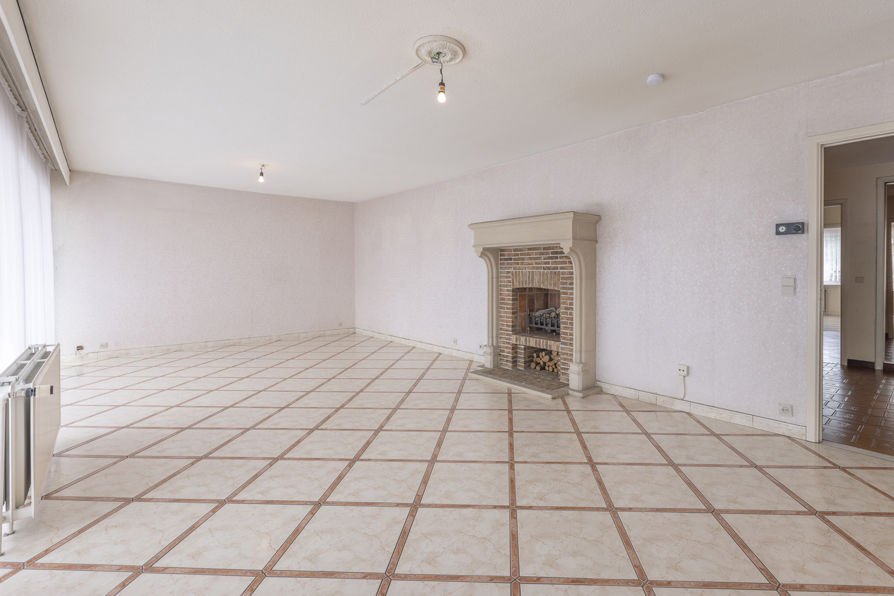 Apartment for sale in Molenbeek-Saint-Jean with 3 bedrooms - photo 2