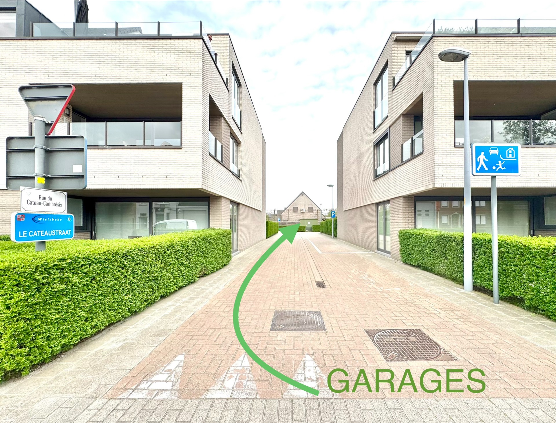 GELIJKVLOERS APPARTEMENT | VOOR- EN ACHTERTUIN | 2 KAMERS | GARAGE | 140 M² - foto 4